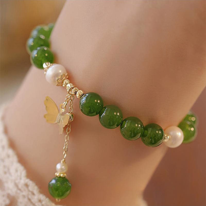8mm Green Chalcedony Pearl Strength Bracelet