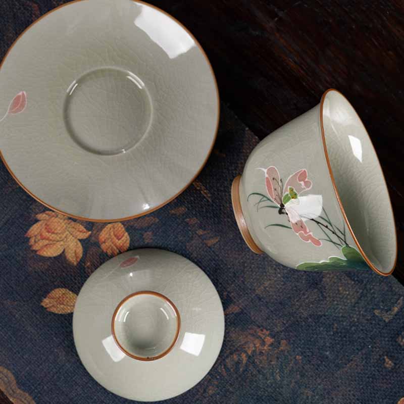 Zen Ceramic Lotus Koi Fish Gaiwan Teacup 140ml