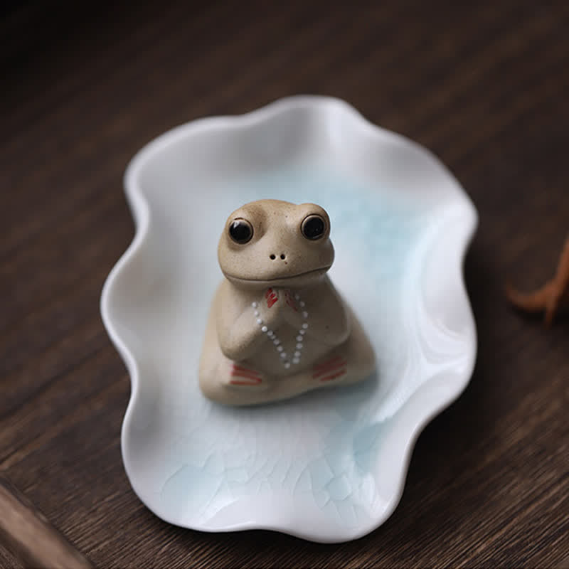 Meditating Ceramic Small Frog Statue for Zen Calm Décor