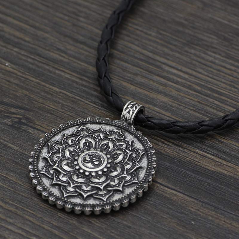 Unisex Electroplated Om Mani Padme Hum Necklace with Lotus Pattern