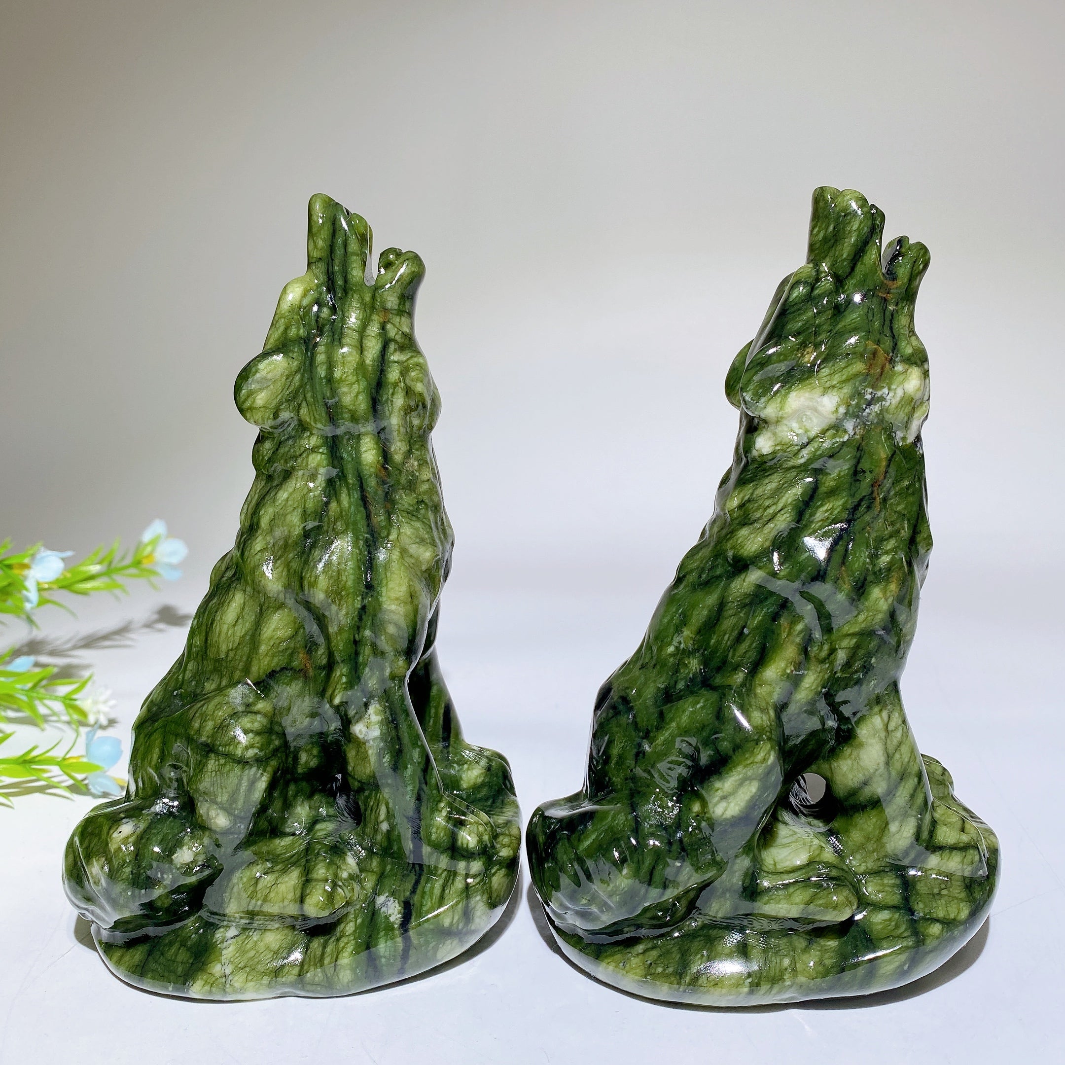 5.7" Serpentine Healing Crystal Wolf Figurine