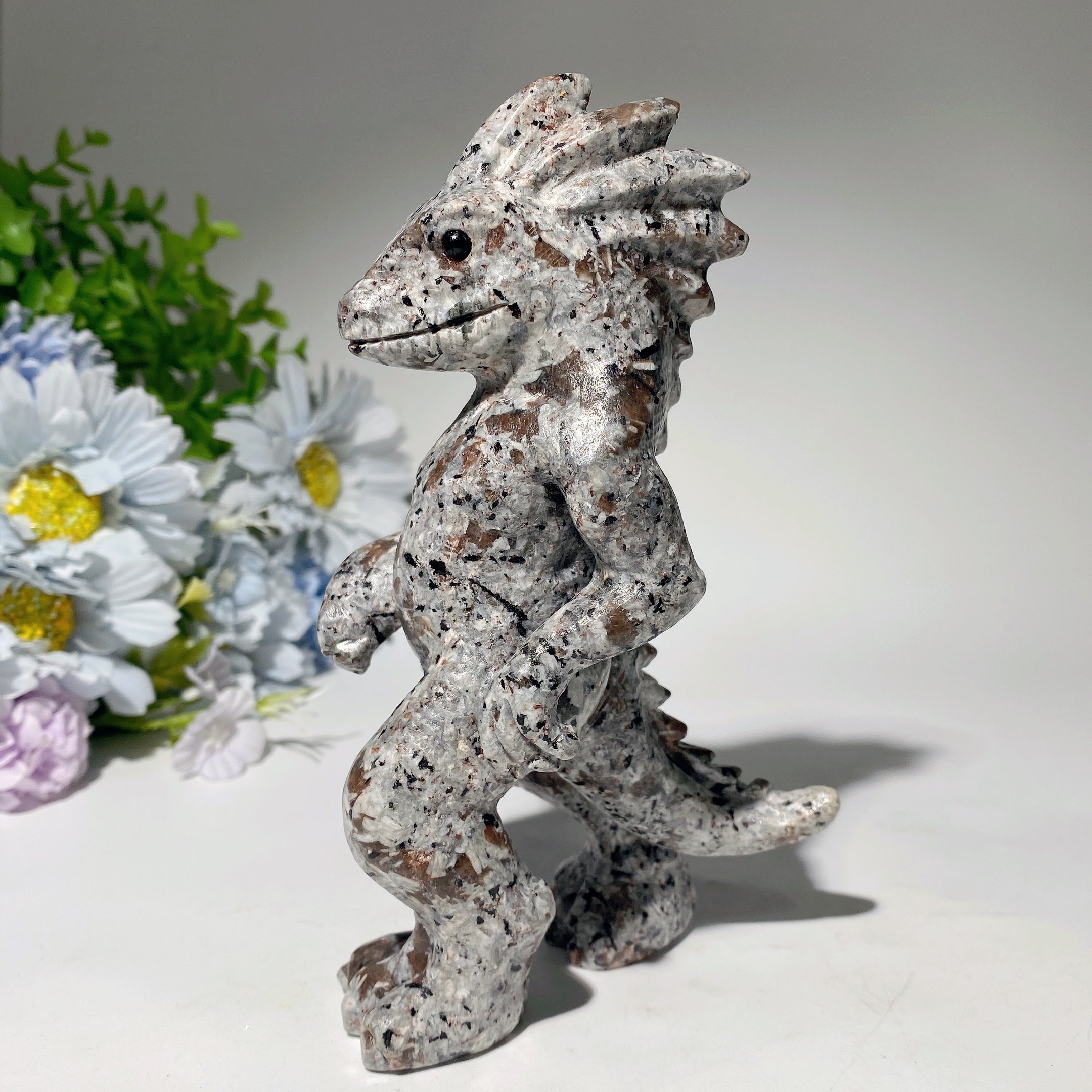 5.8 Inch UV Reactive Ruby In Kyanite & Yooperlite Lizard Figurines