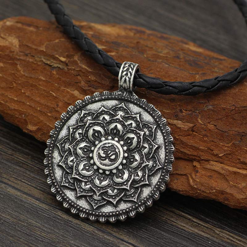 Unisex Electroplated Om Mani Padme Hum Necklace with Lotus Pattern
