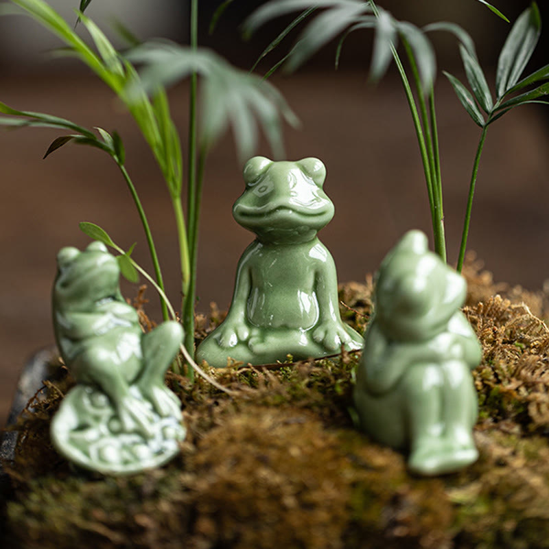 Mini Ceramic Meditation Frog Figurine for Luck & Wealth