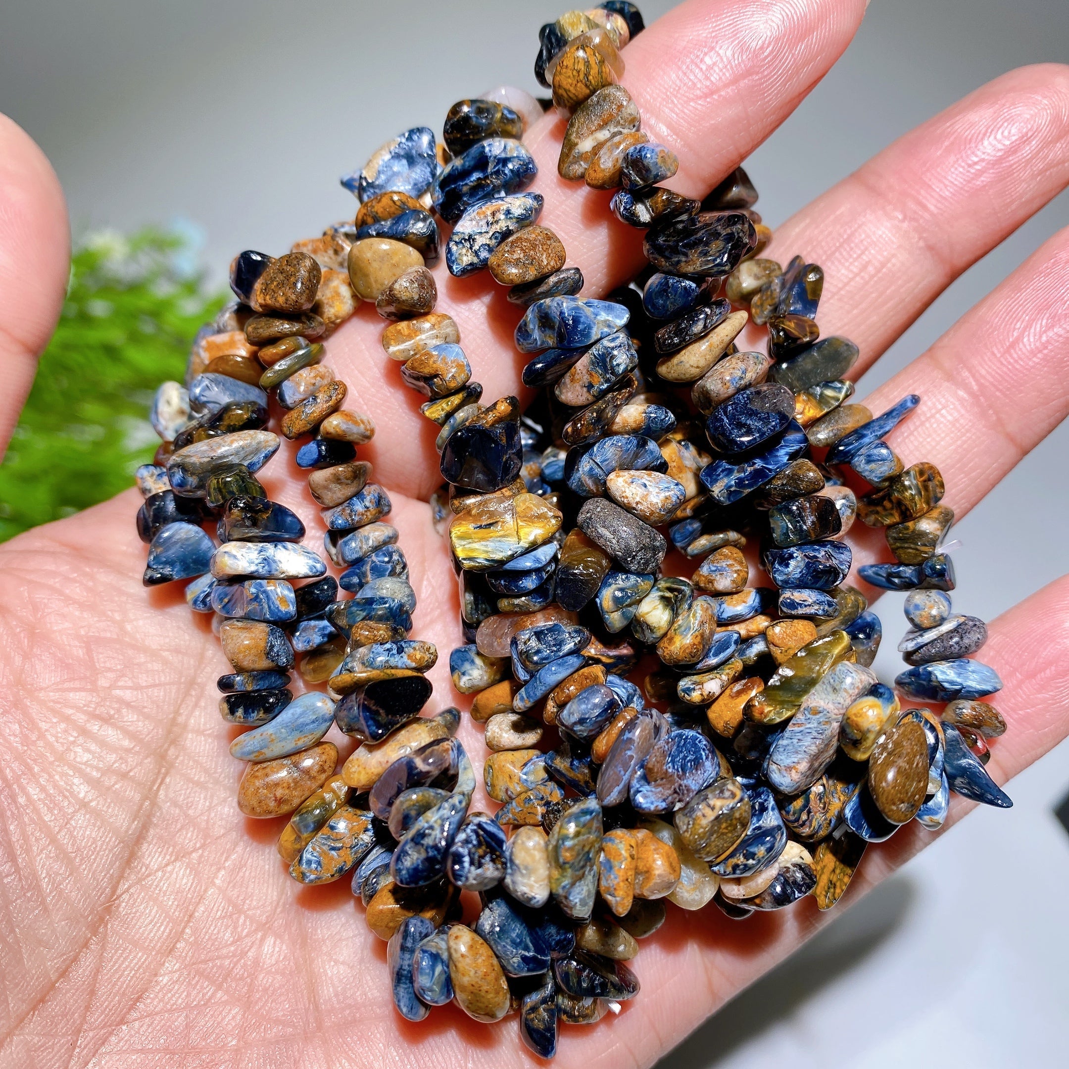 6-8mm Malachite Crystal Healing Bracelet for Balance