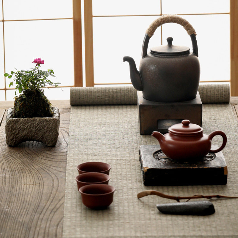 700ml Retro Brown Ceramic Gongfu Teapot with Base