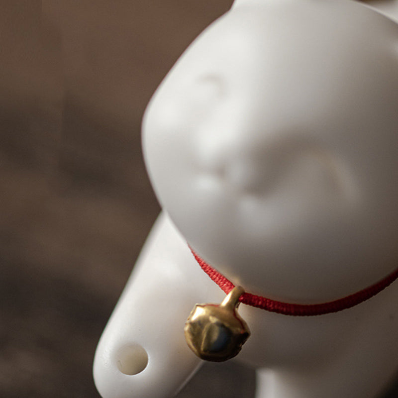 Mini Lucky Cat Ceramic Tea Pet with Bamboo Mat | Spiritual Figurine