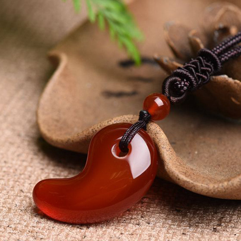 Red Green Agate Moon Pattern Confidence Calm Necklace