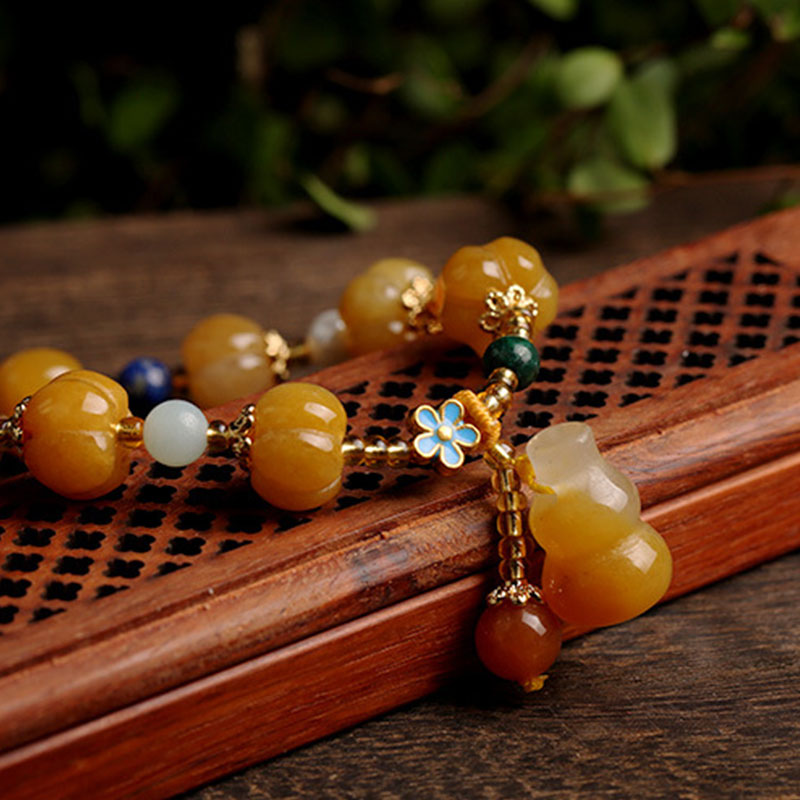 Unisex 10mm Golden Silk Jade Pixiu Wealth Bracelet