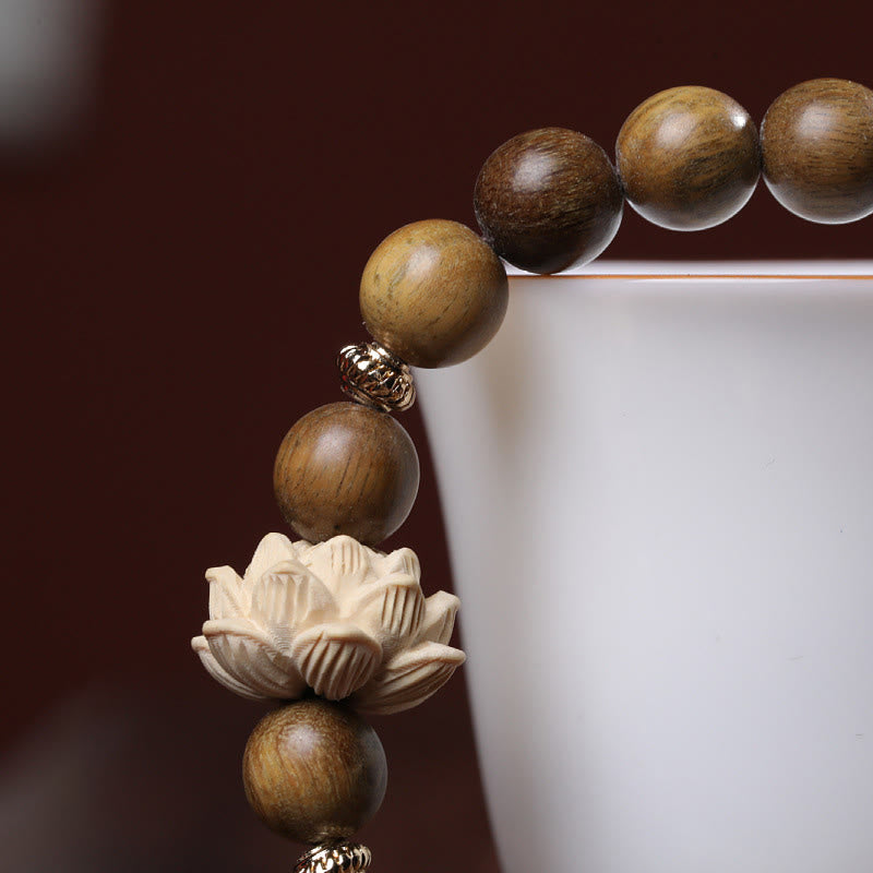 Green Sandalwood Lotus Soothing Bracelet for Tranquility & Peace