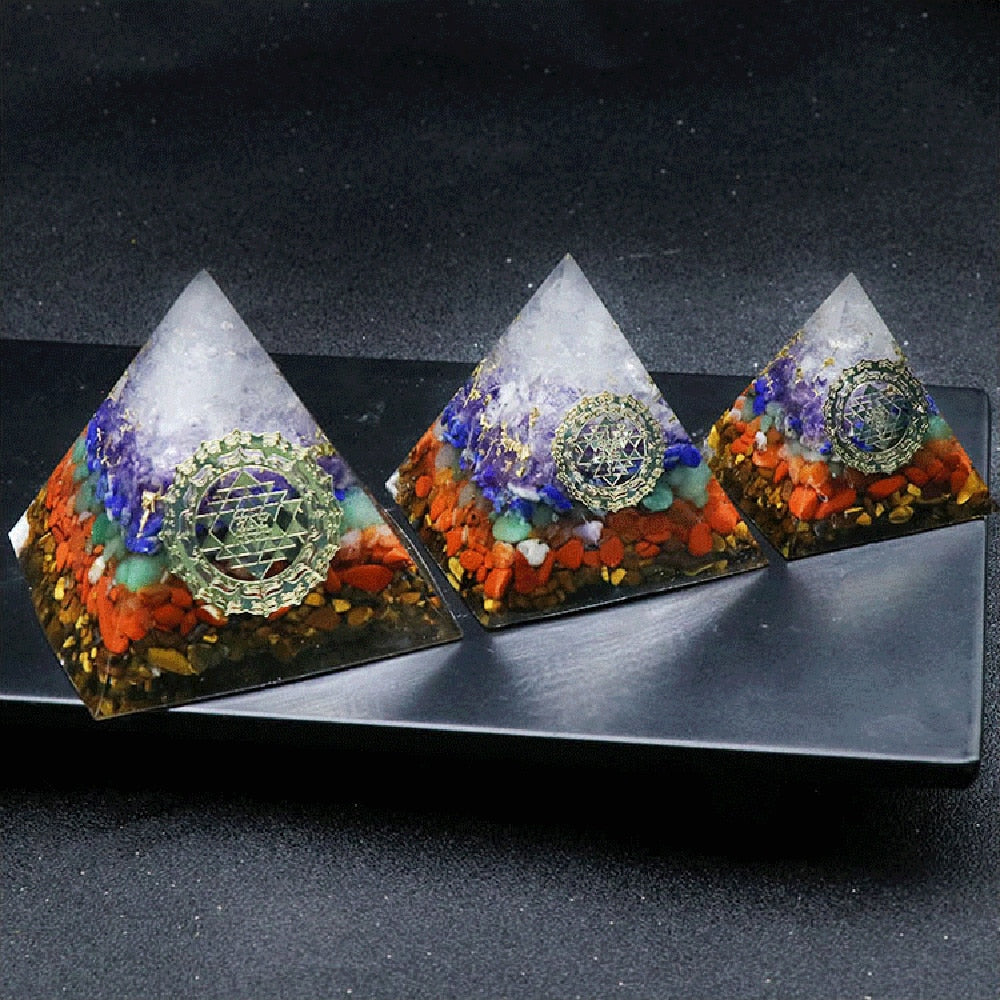 7 Chakra Orgone Pyramid