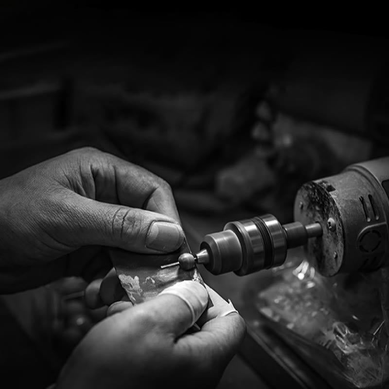 Green Sandalwood Lotus Soothing Bracelet for Tranquility & Peace