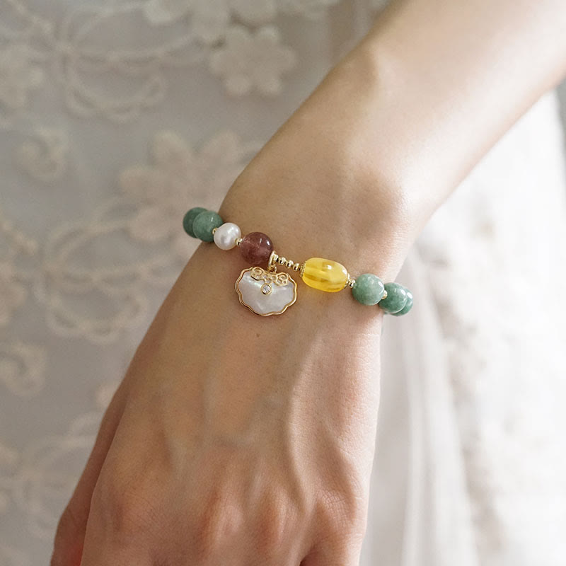 8mm Jade Sea Shell Luck Bracelet with Ruyi Lock Charm