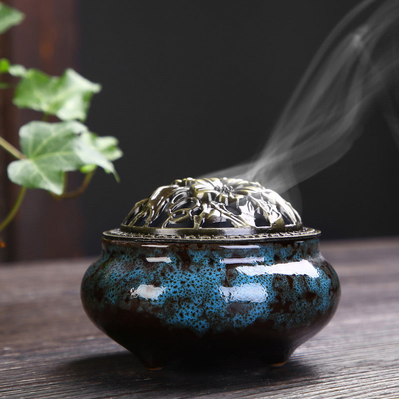 Flower Pattern Ceramic Incense Burner for Meditation & Blessing