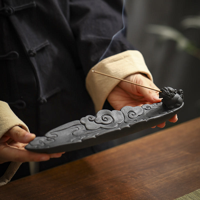 Ceramic Auspicious Clouds Pixiu Incense Burner for Meditation