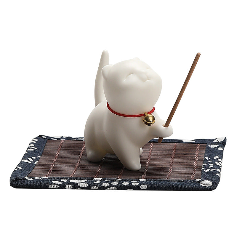 Mini Lucky Cat Ceramic Tea Pet with Bamboo Mat | Spiritual Figurine