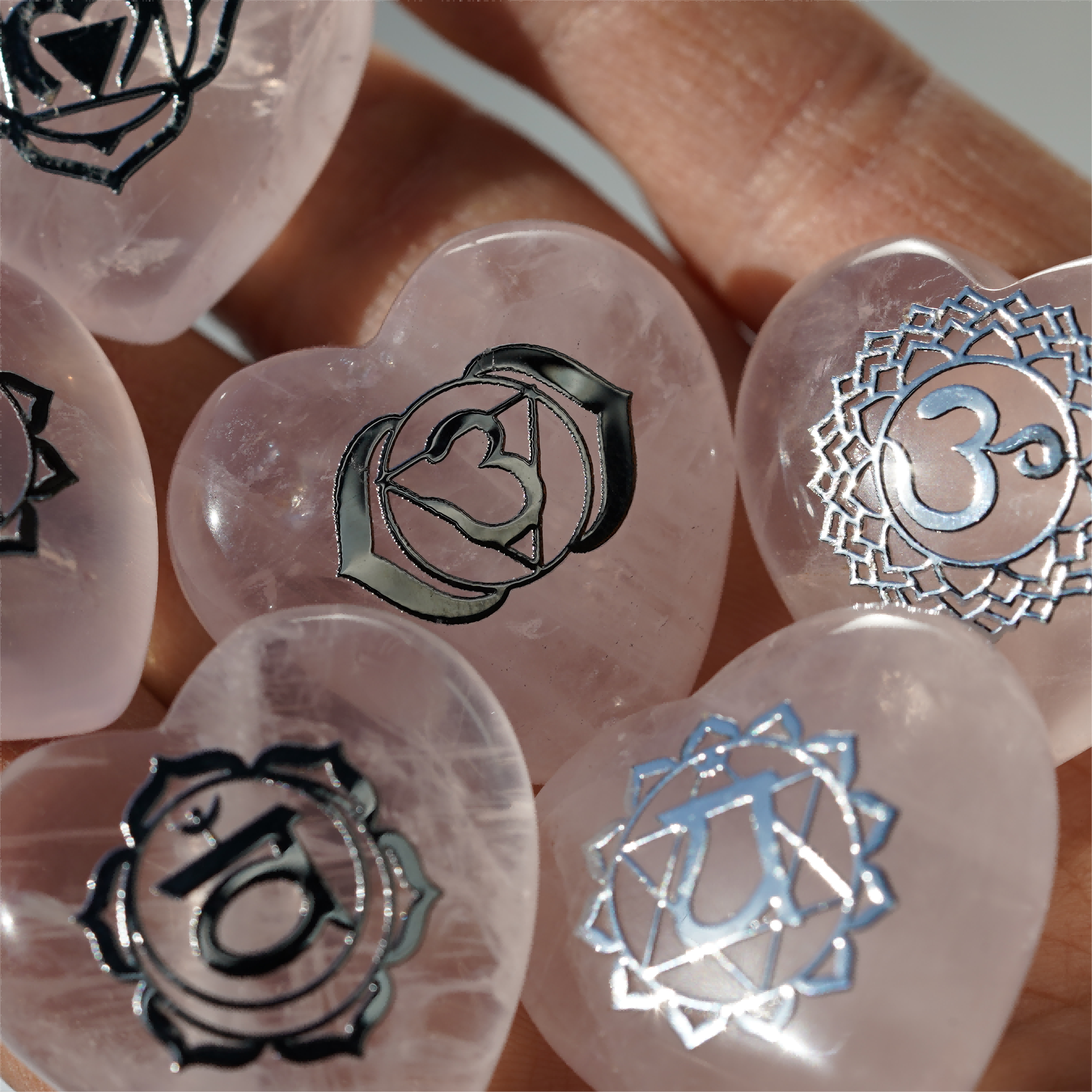 7pcs Mixed Crystal Heart Chakra Runes Set 30mm Healing Hearts