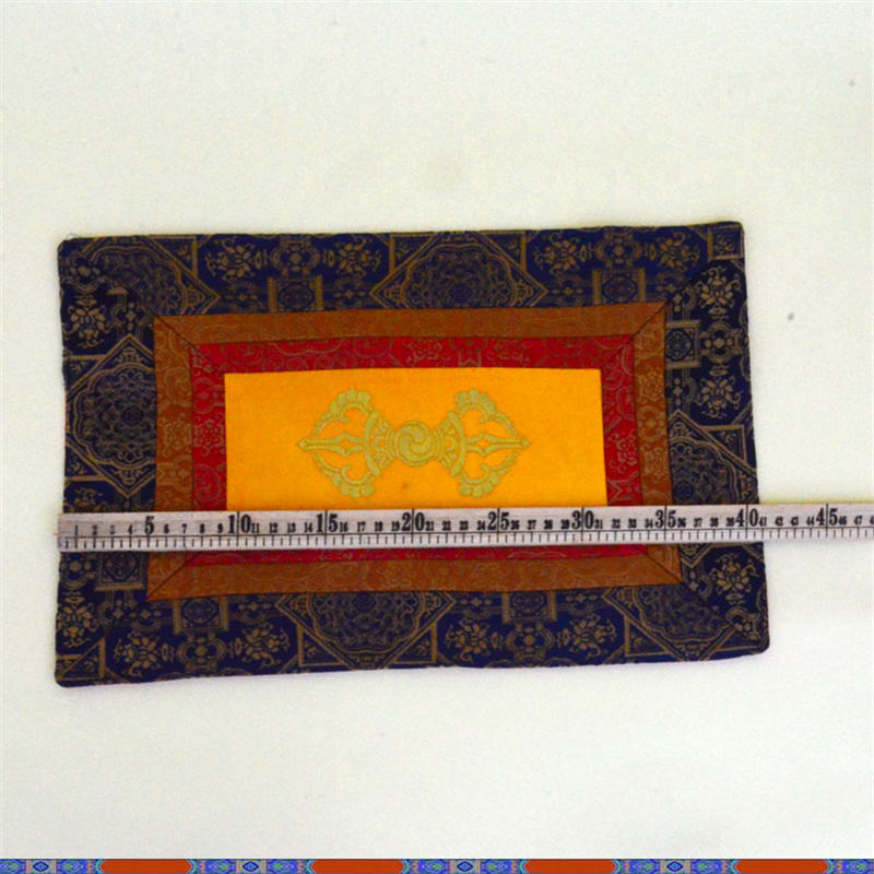 Prayer Altar Mat with Vajra Symbol 40x28cm for Meditation