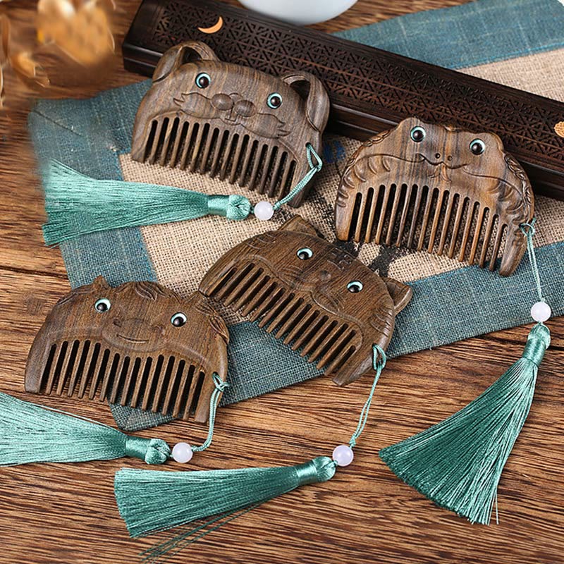 Chinese Zodiac Green Sandalwood Mini Peace Comb