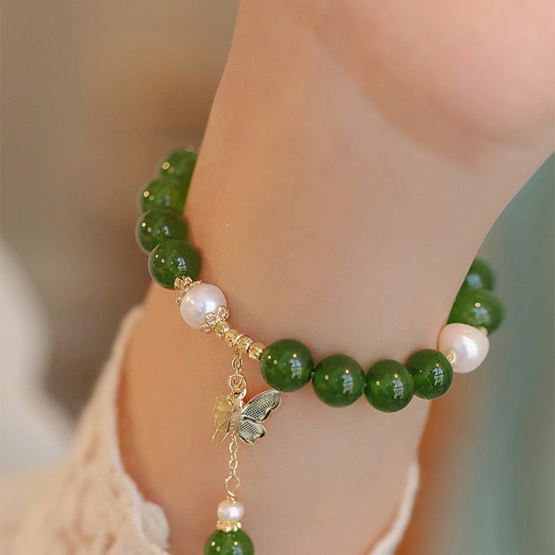 8mm Green Chalcedony Pearl Strength Bracelet