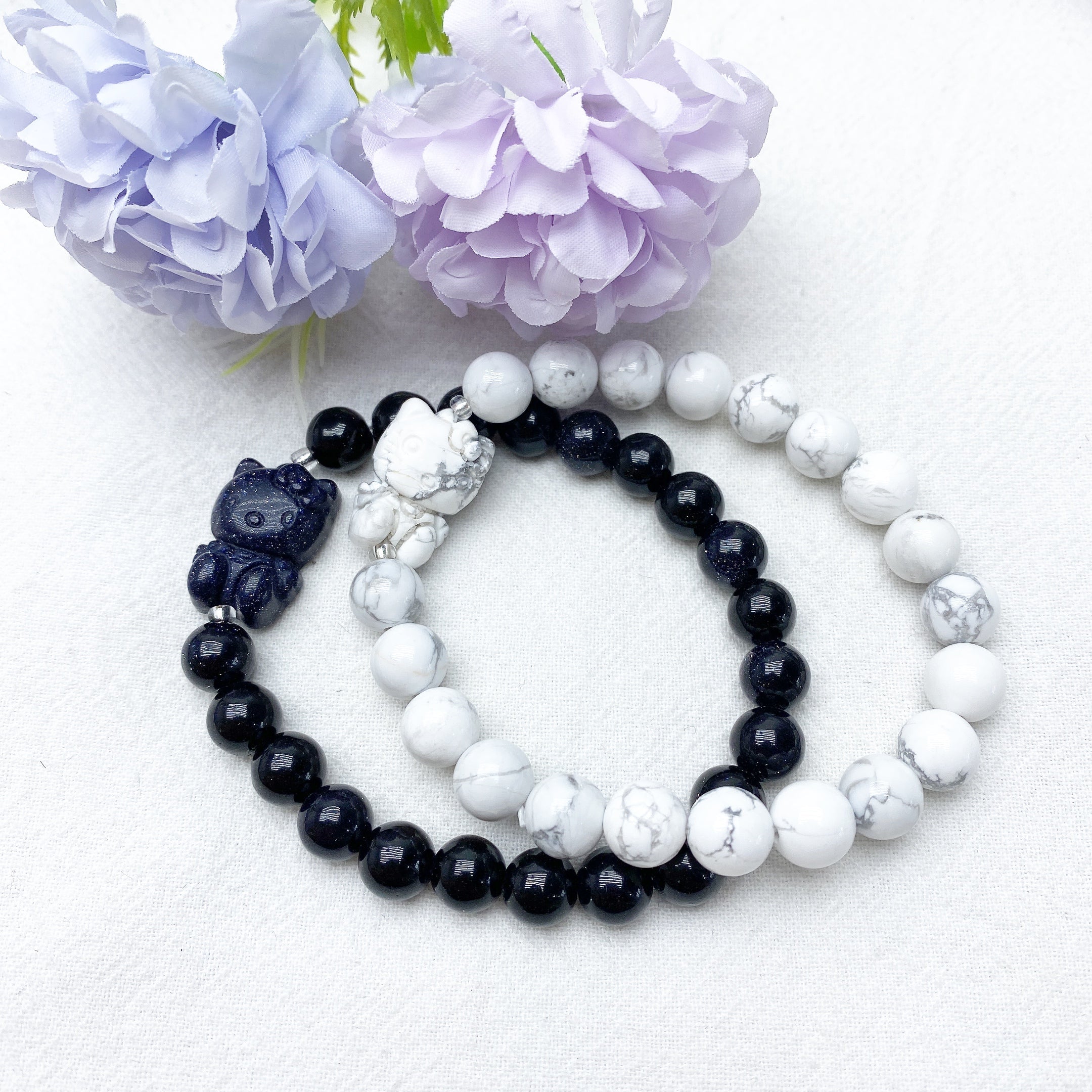 8mm Howlite and Blue Sandstone Spiritual Bracelet for Healing Energy