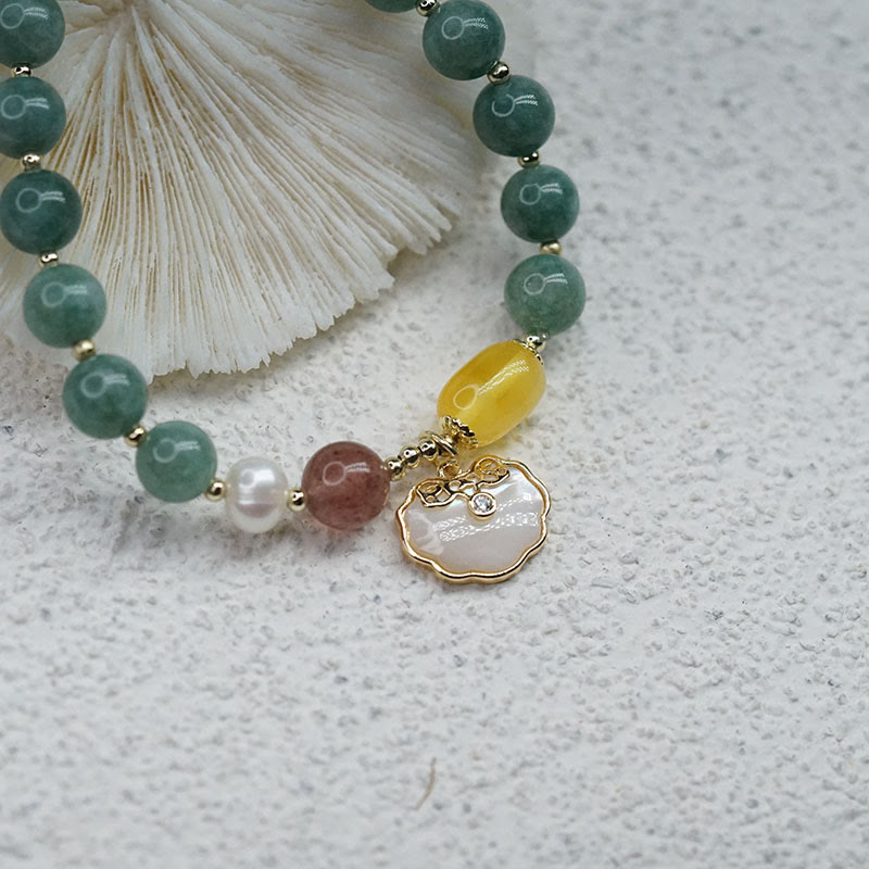 8mm Jade Sea Shell Luck Bracelet with Ruyi Lock Charm