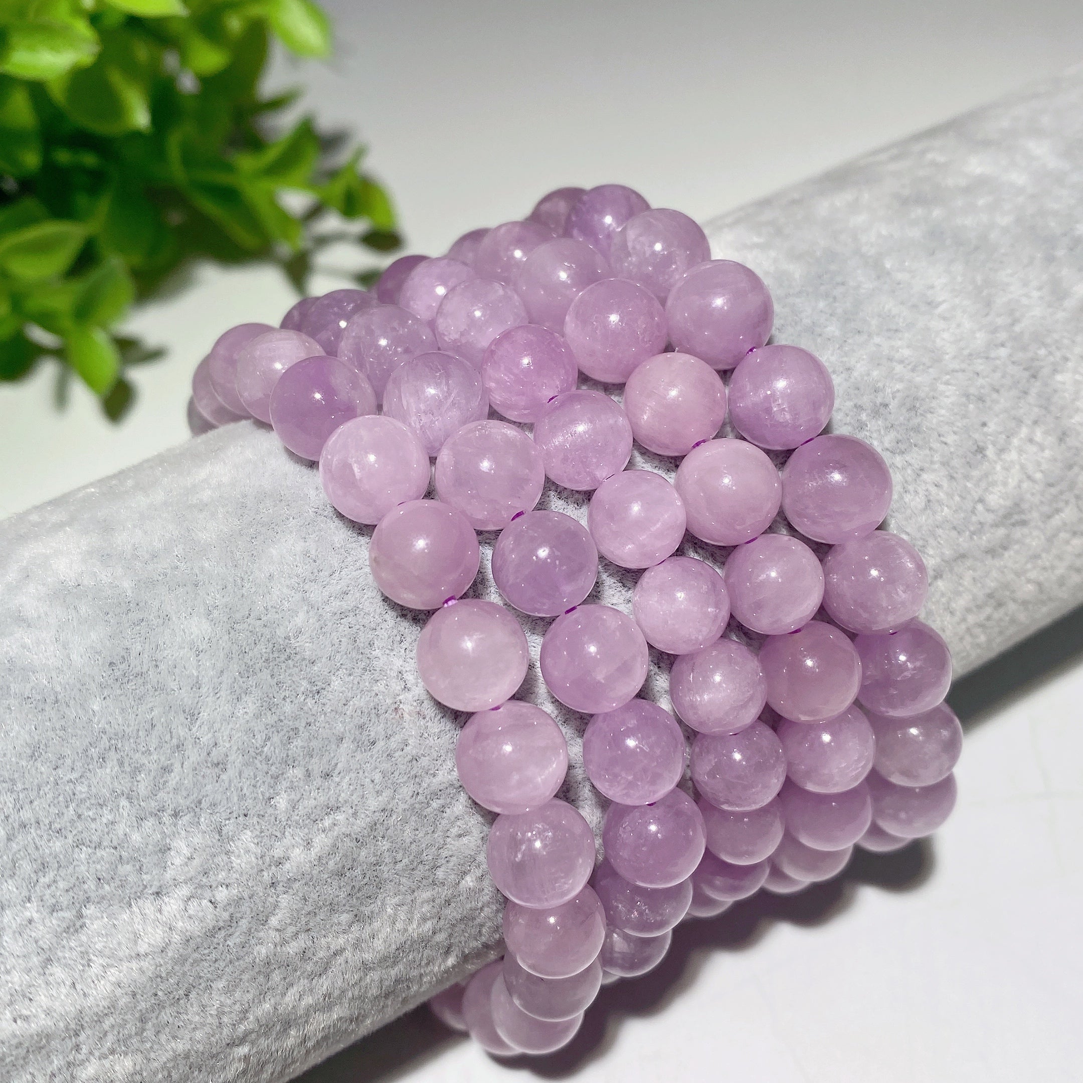 8mm Kunzite Spiritual Healing Bracelet Lavender Beads