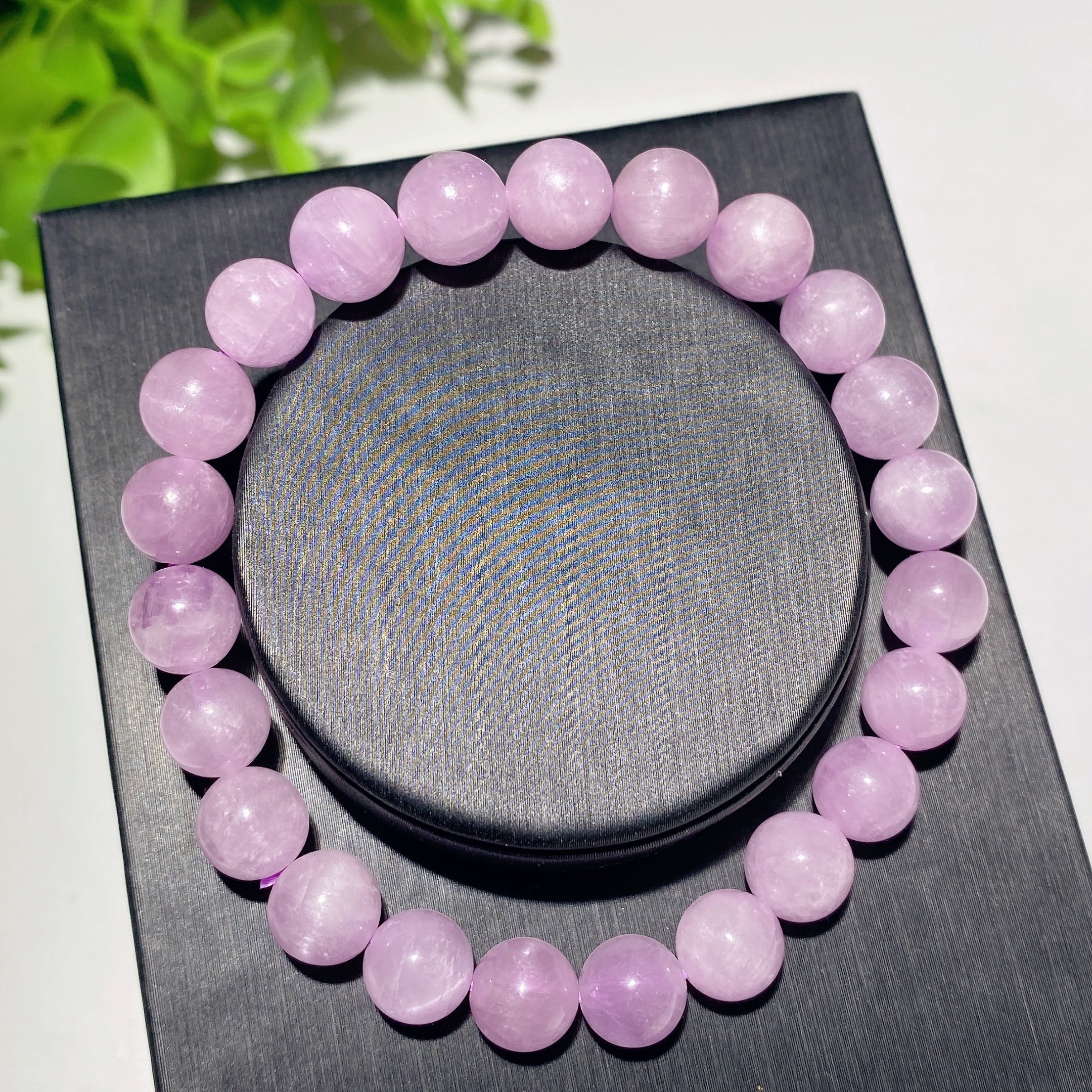 8mm Kunzite Spiritual Healing Bracelet Lavender Beads
