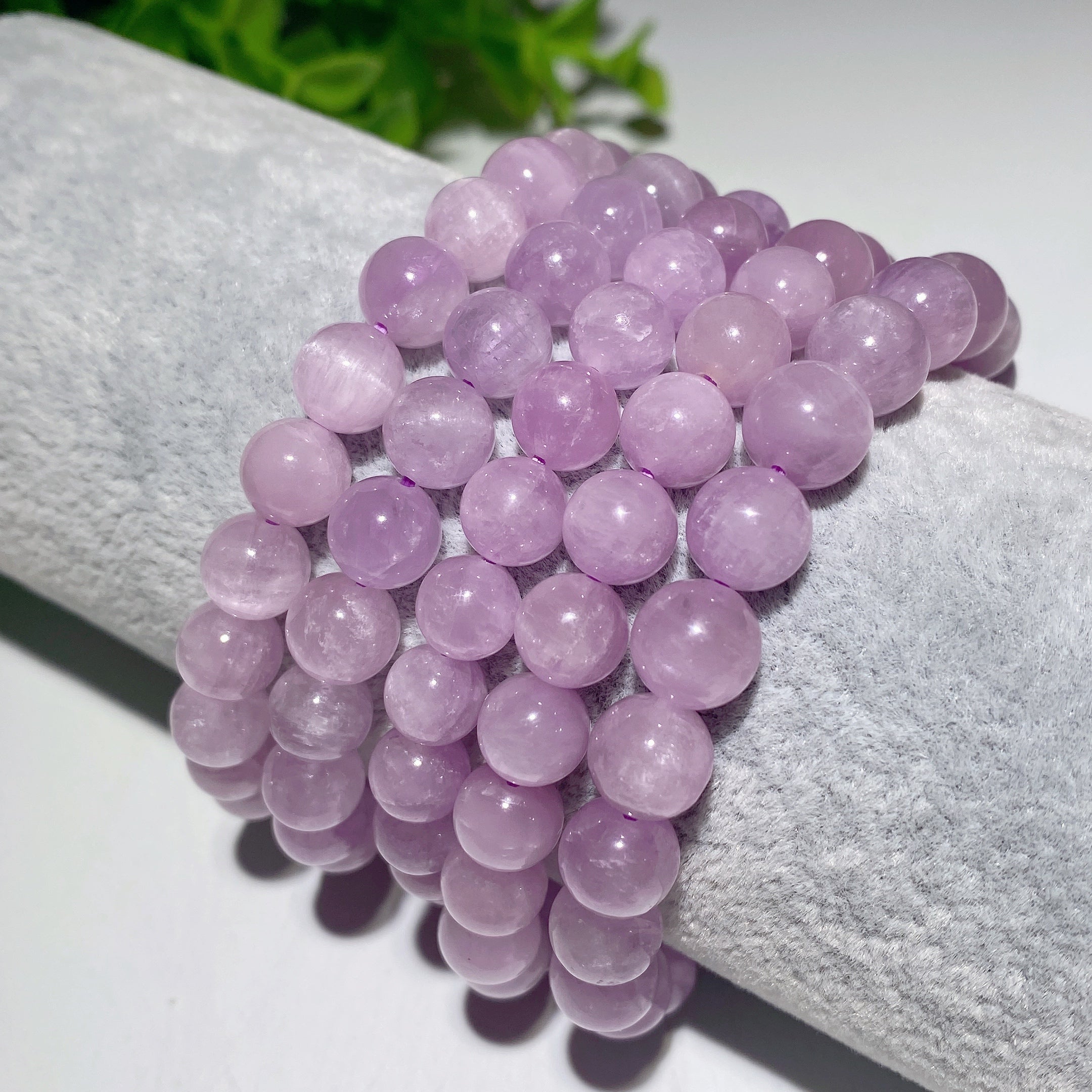 8mm Kunzite Spiritual Healing Bracelet Lavender Beads