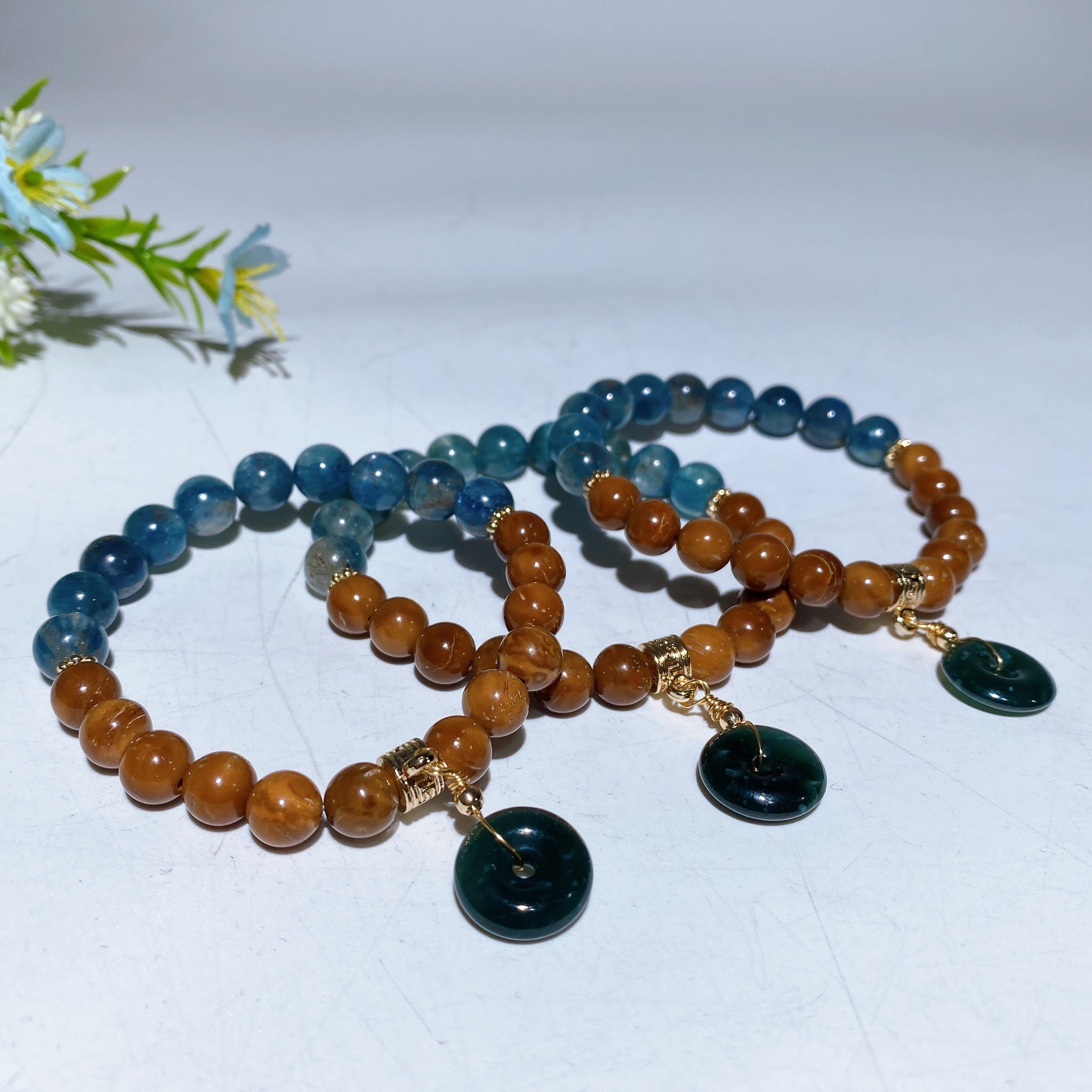 8mm Kyanite and Jade Healing Bracelet with Wood Accent