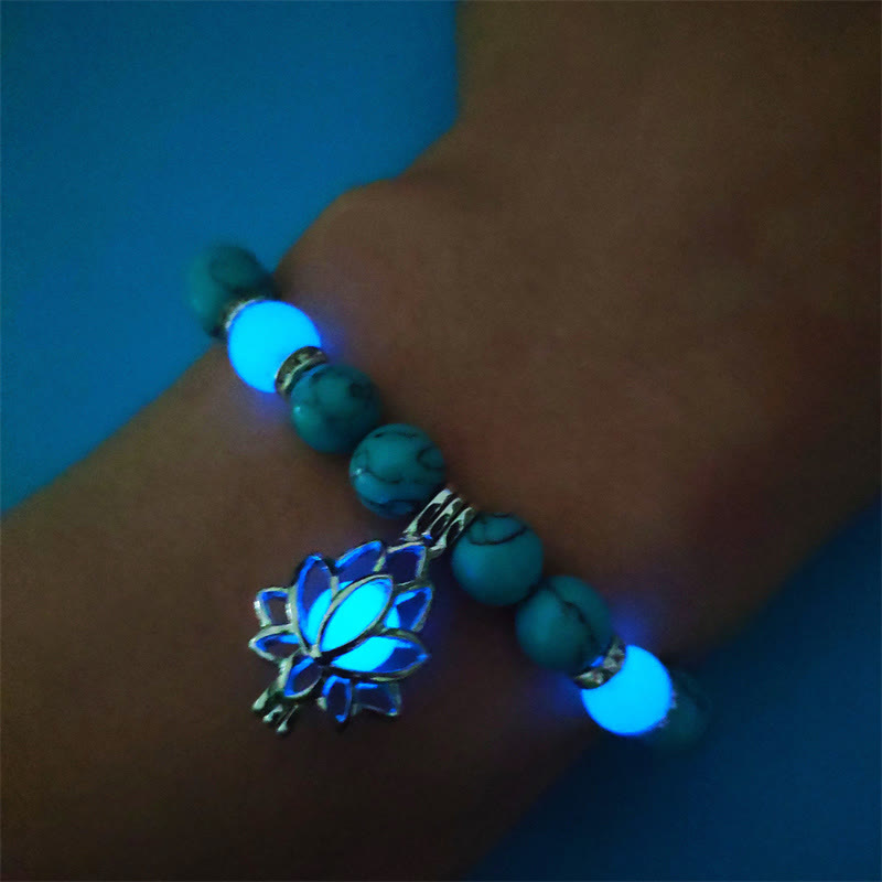 8mm Turquoise Glowstone Protection Bracelet for Meditation