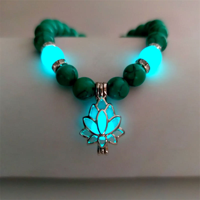 8mm Turquoise Glowstone Protection Bracelet for Meditation