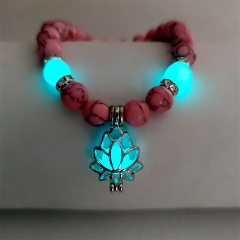 8mm Turquoise Glowstone Protection Bracelet for Meditation
