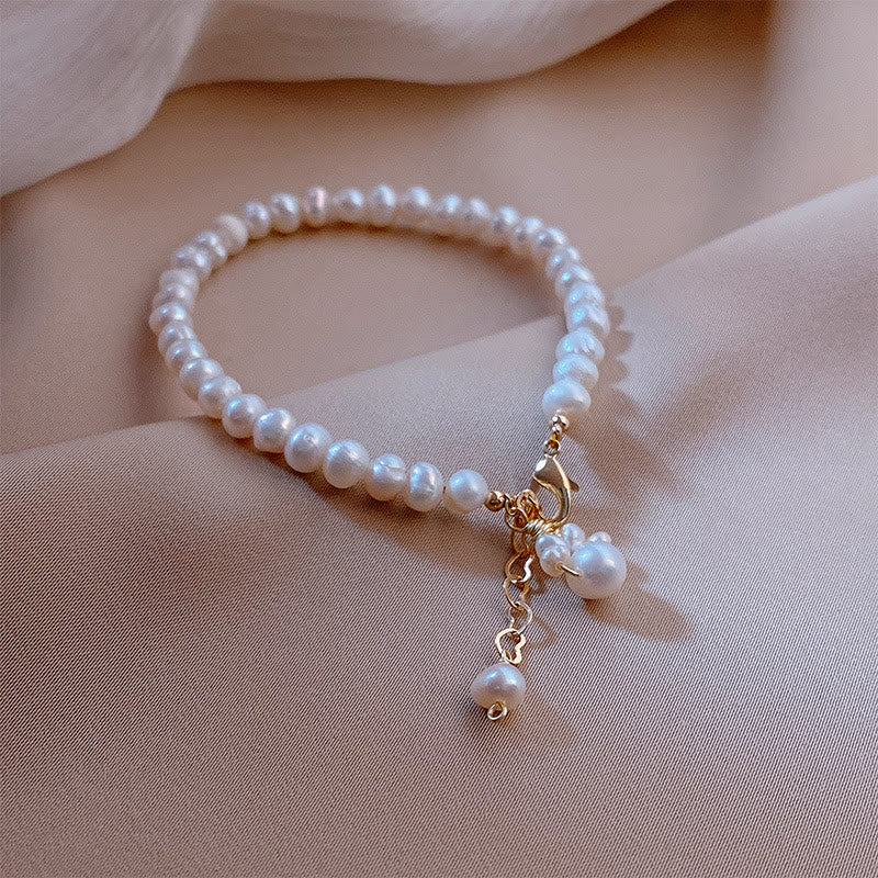 Pearl Cat Paw Healing Bracelet | Wisdom & Loyalty