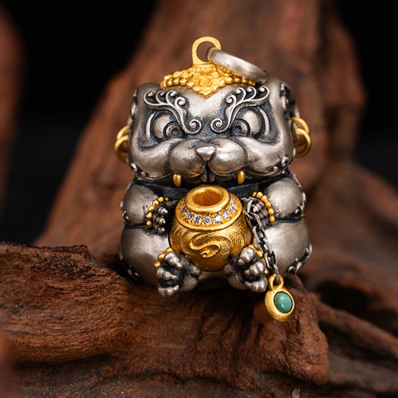 925 Sterling Silver Treasure-Spitting Rat Spiritual Protection Necklace