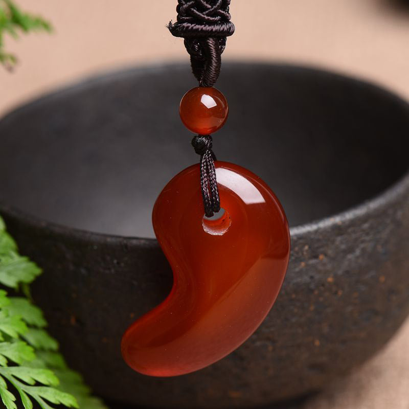 Red Green Agate Moon Pattern Confidence Calm Necklace