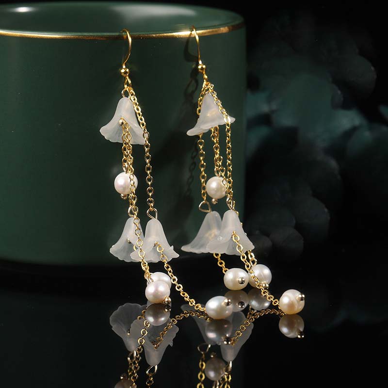 Pearl Flower Petals Luck Drop Earrings 4mm