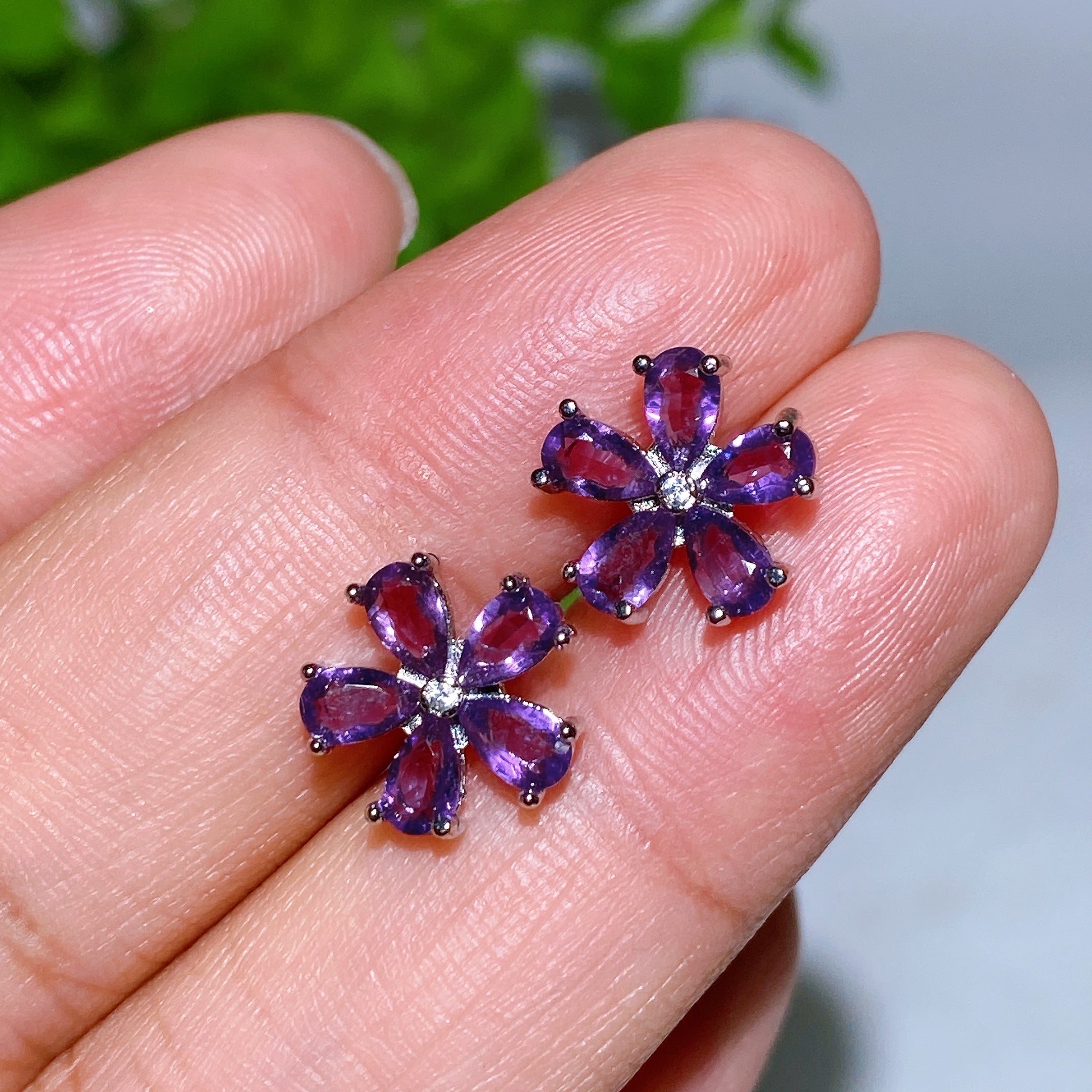 Adjustable Amethyst Crystal Ear Stud Earrings for Healing