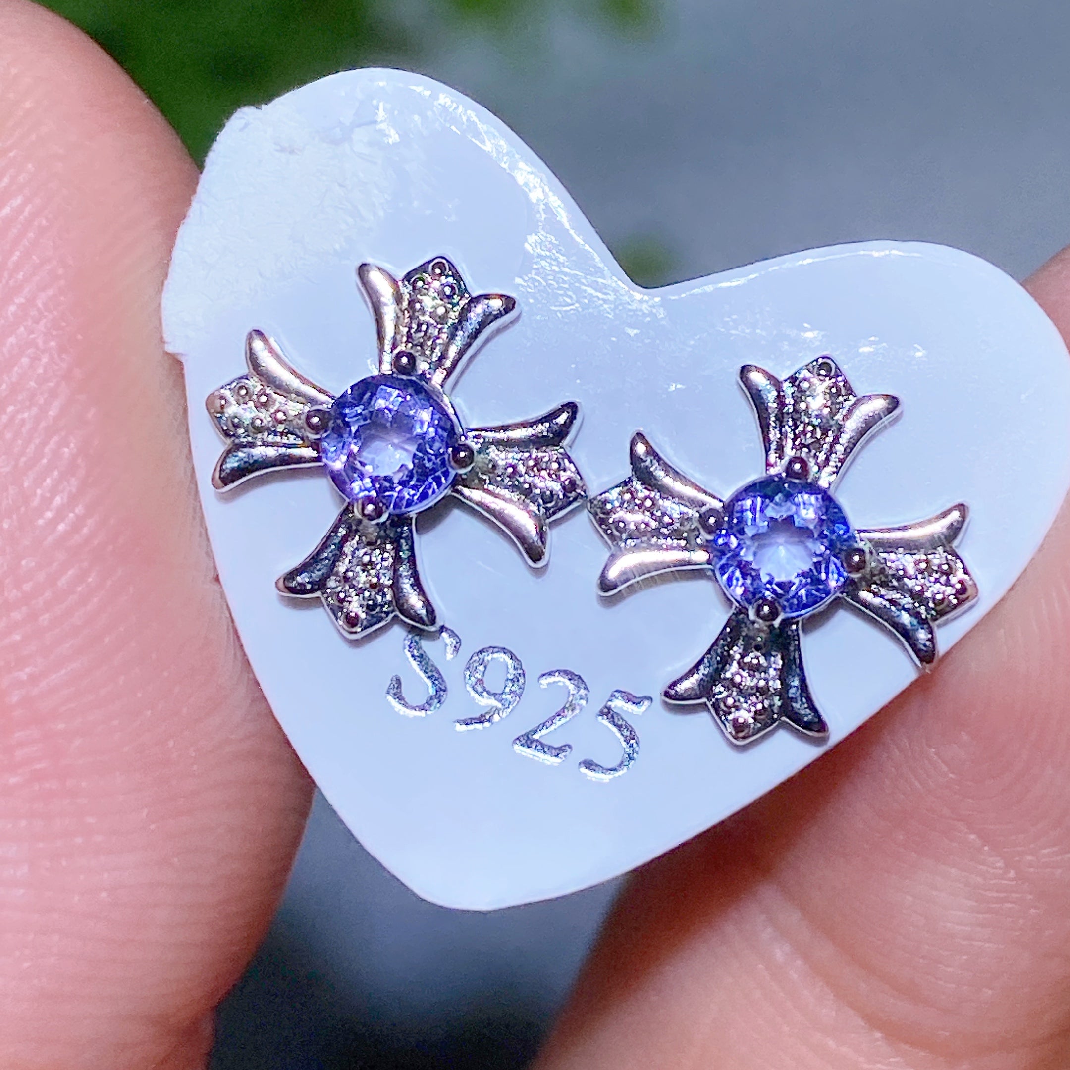 Adjustable Amethyst Crystal Ear Stud Earrings for Healing