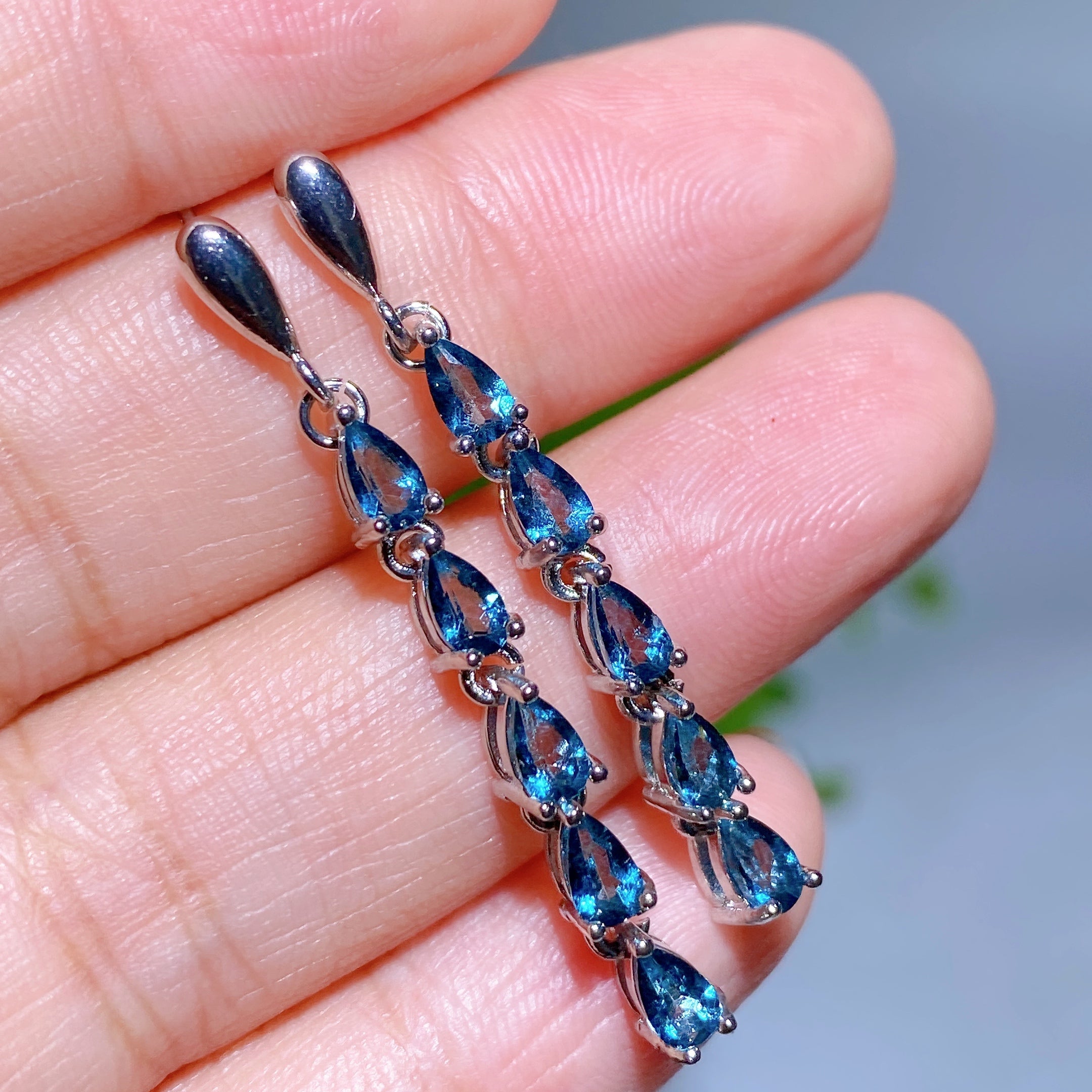 Adjustable Amethyst Crystal Ear Stud Earrings for Healing