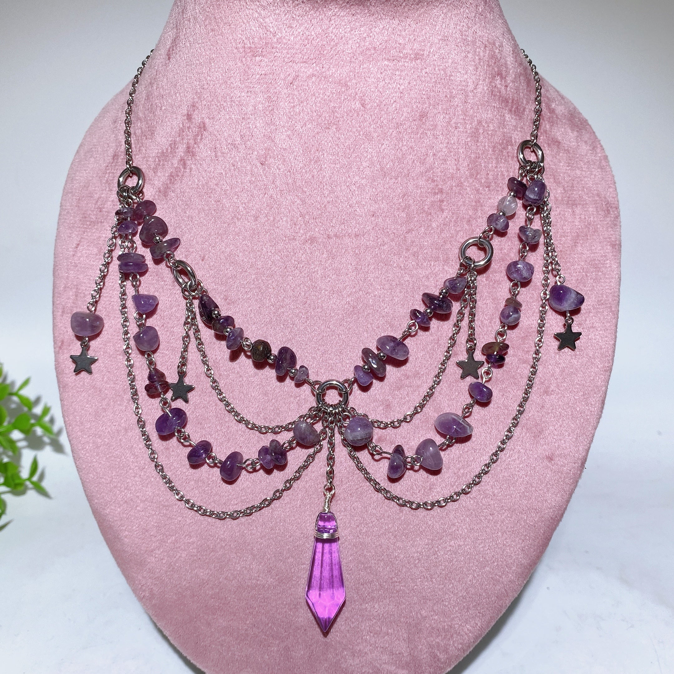 Adjustable Healing Crystal Necklace with Fluorite and Amethyst Pendant
