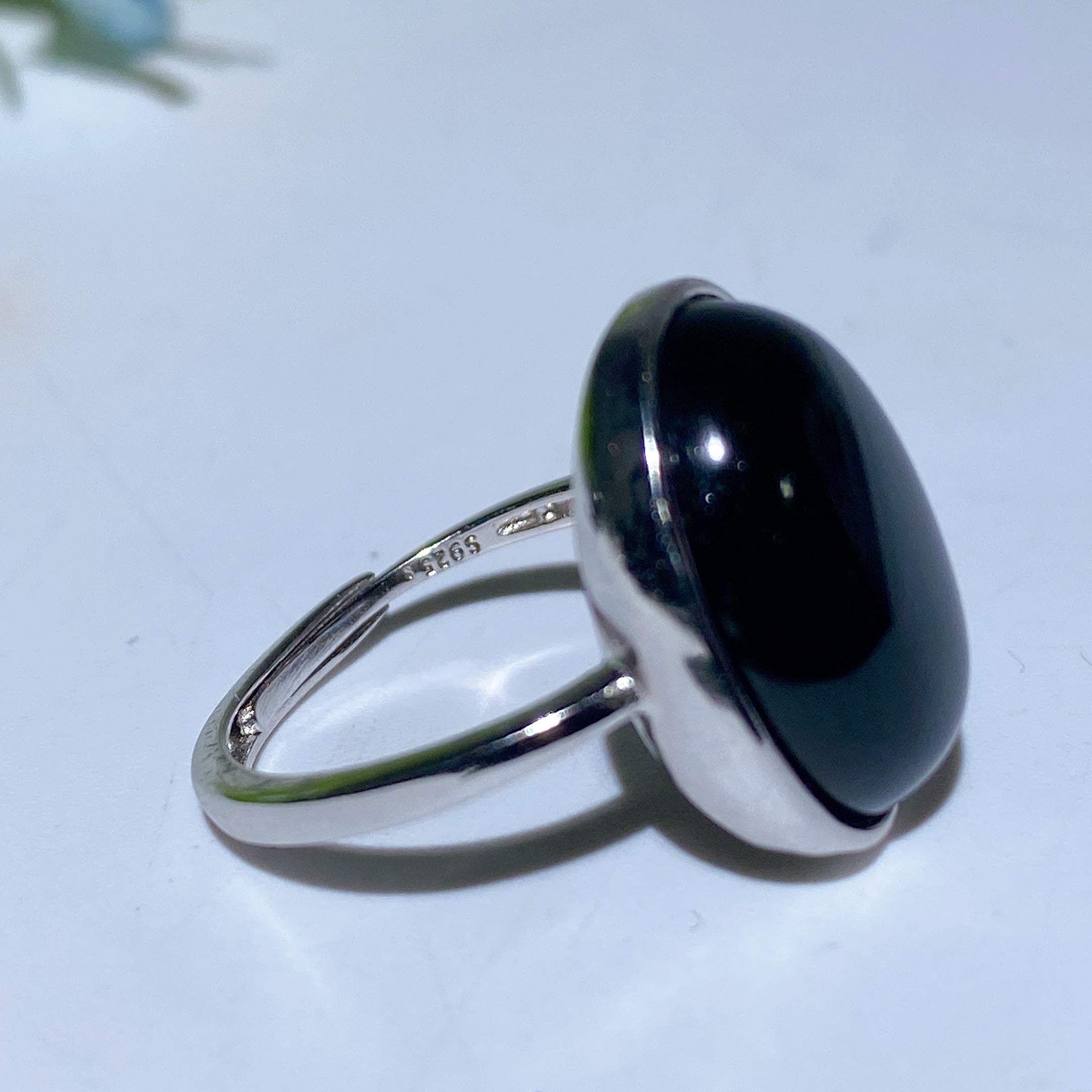 Adjustable White Copper Healing Crystal Rings 16-20mm