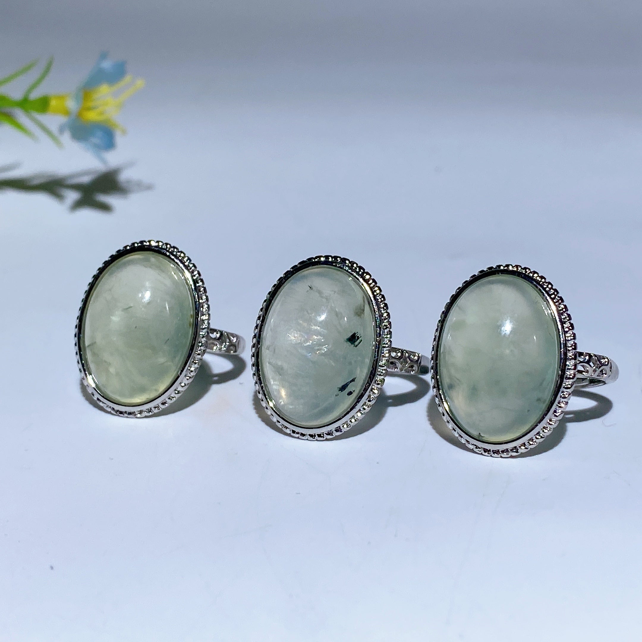 Adjustable White Copper Healing Crystal Rings 16-20mm