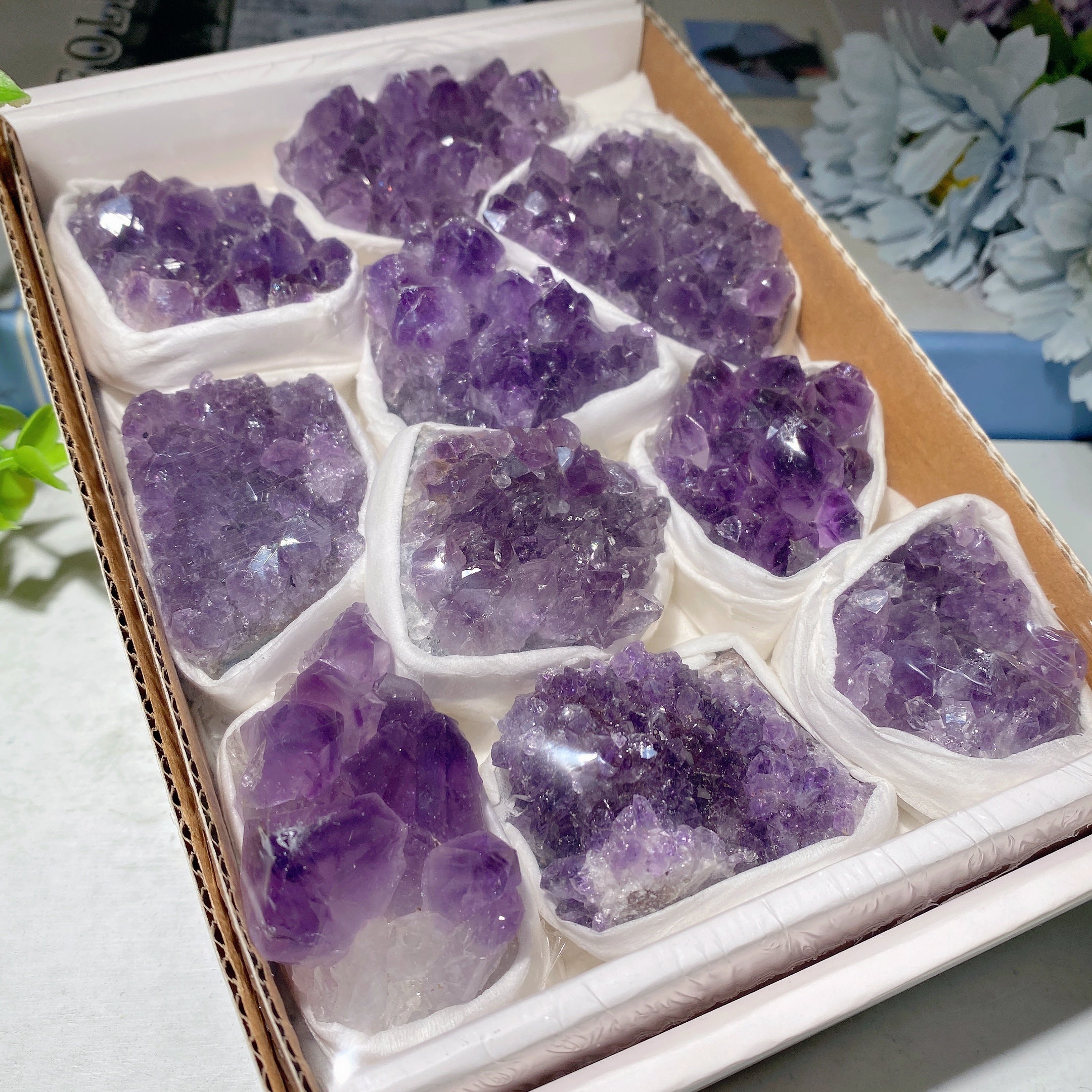 Amethyst Crystal Clusters Box Collection 6.2 Inch Healing Set