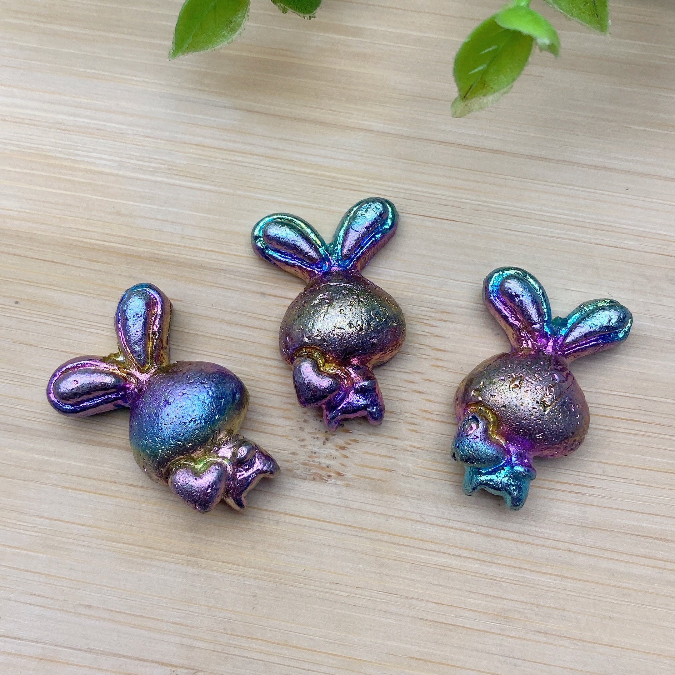 Aura Bismuth Mini Rabbit Crystal Figurine 1.05 inch