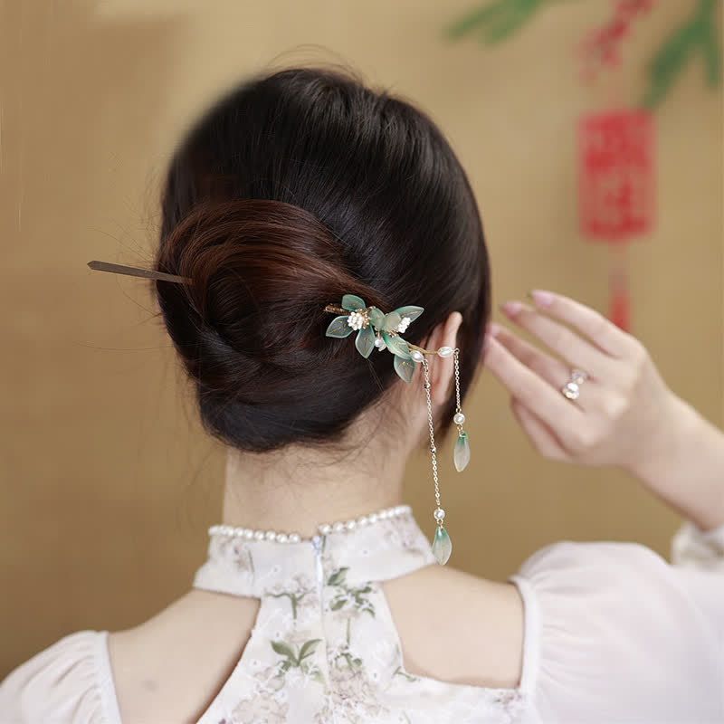 Pearl Flower Leaf Tassel Hairpin for Calm & Wealth