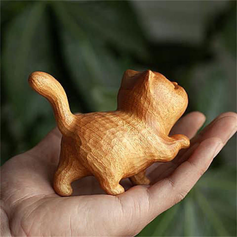 6cm Thuja Sutchuenensis & Boxwood Cat Figurine for Prosperity & Grounding