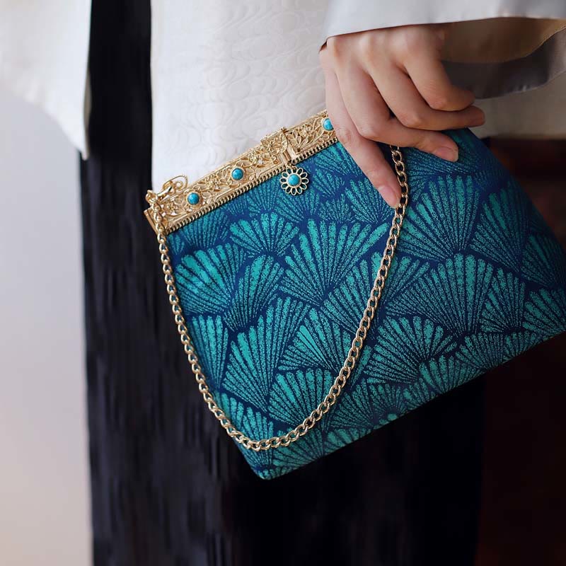 Blue Lines Metal Chain Crossbody Bag | Spiritual Accessory