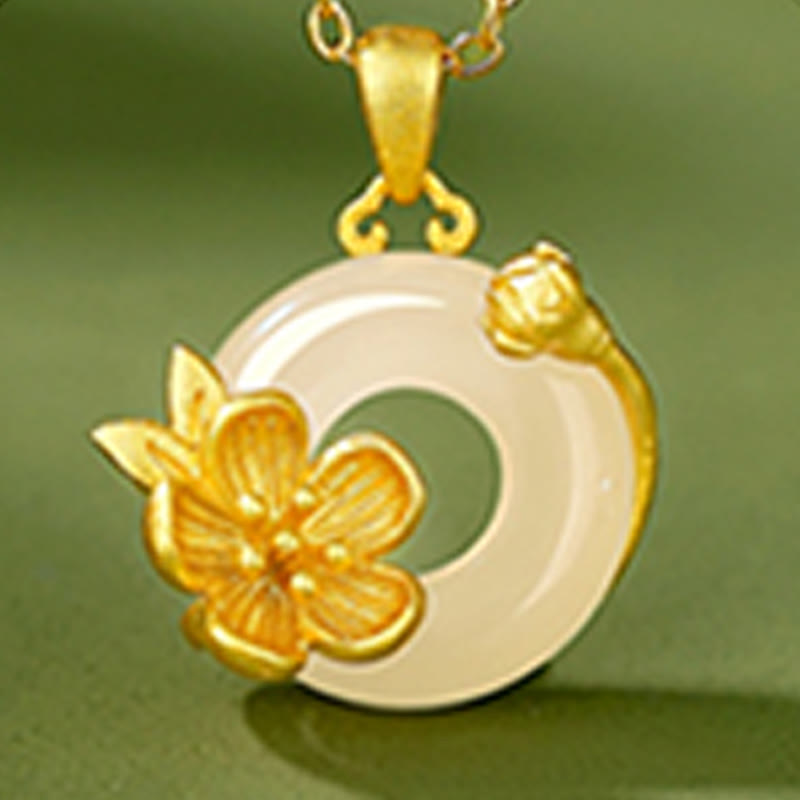 Chalcedony Peace Buckle Necklace in 925 Silver for Harmony