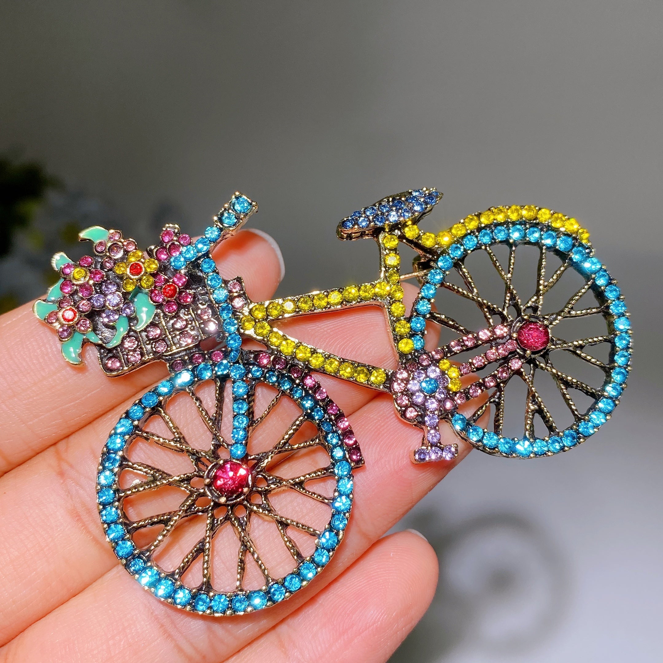 Crystal Healing Brooch 30-92mm Healing Crystal Pin